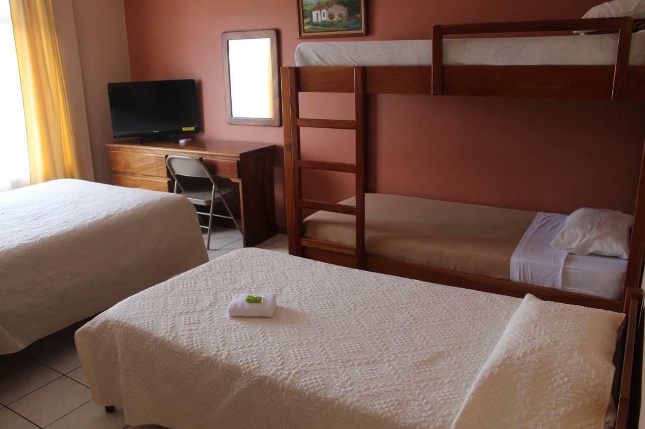 Hotel Guadalupe Tilarán Eksteriør bilde